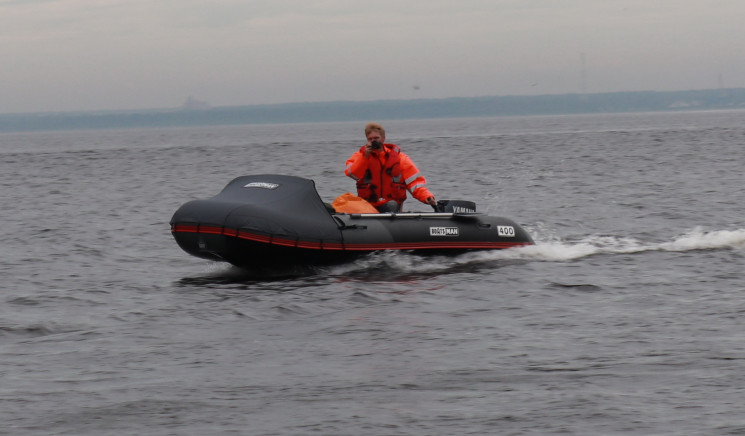 Тент носовой для надувных лодок BoatsMan BT360, 380A (нднд)
